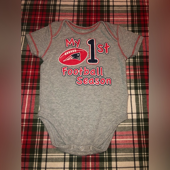 Patriots onesies 2 pack - Picture 3 of 4